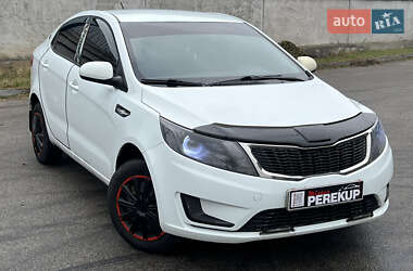 Седан Kia Rio 2013 в Києві