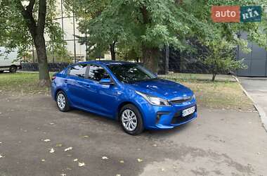 Седан Kia Rio 2019 в Киеве