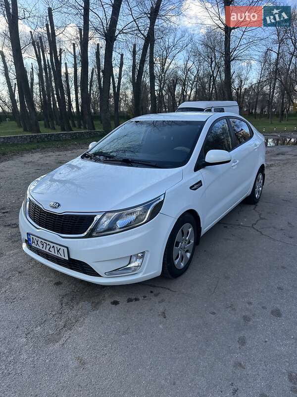 Kia Rio 2013 Kia Rio 2013