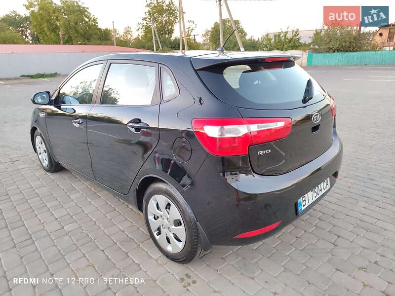 Хэтчбек Kia Rio 2012 в Кременчуге