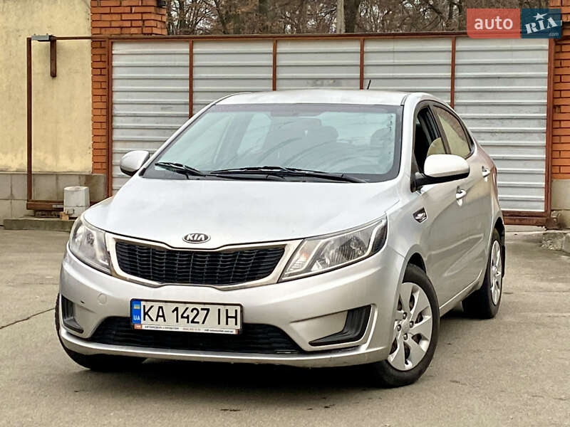 Седан Kia Rio 2014 в Києві