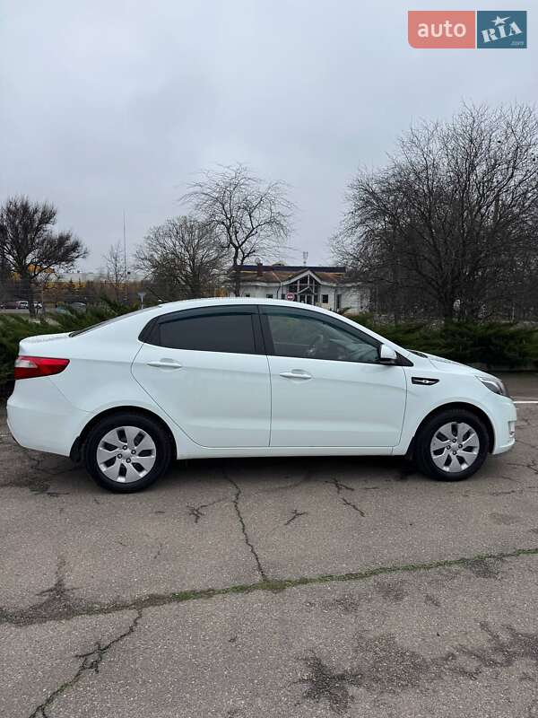 Седан Kia Rio 2013 в Николаеве фото 8 Седан Kia Rio 2013 в Николаеве