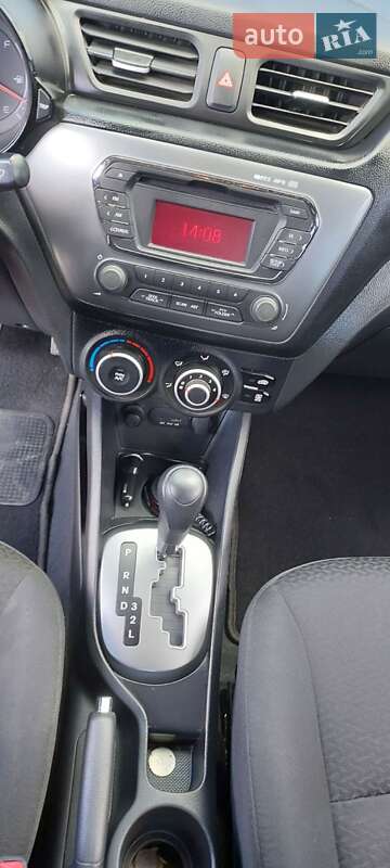 Седан Kia Rio 2013 в Киеве