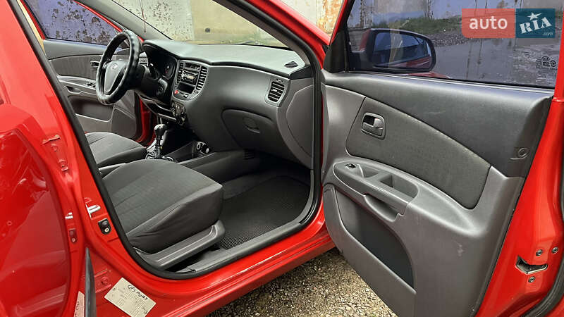 Седан Kia Rio 2008 в Одессе