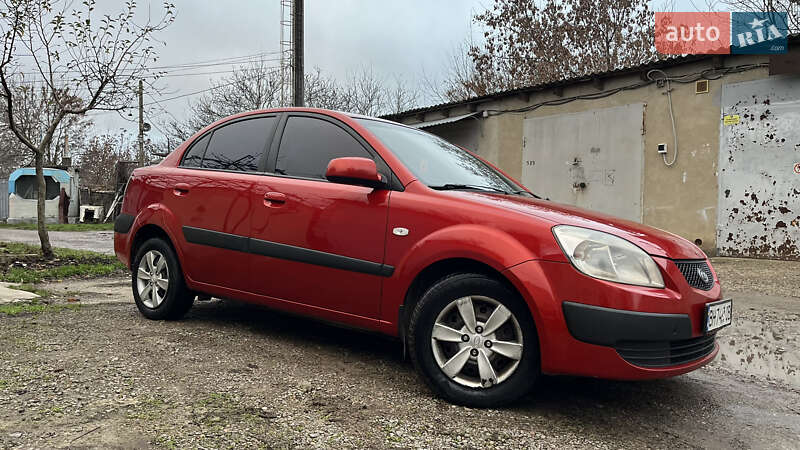 Седан Kia Rio 2008 в Одессе