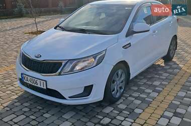 Седан Kia Rio 2013 в Киеве