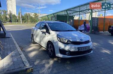 Седан Kia Rio 2017 в Києві