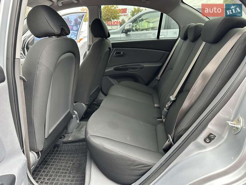 Седан Kia Rio 2010 в Днепре фото 31 Седан Kia Rio 2010 в Днепре