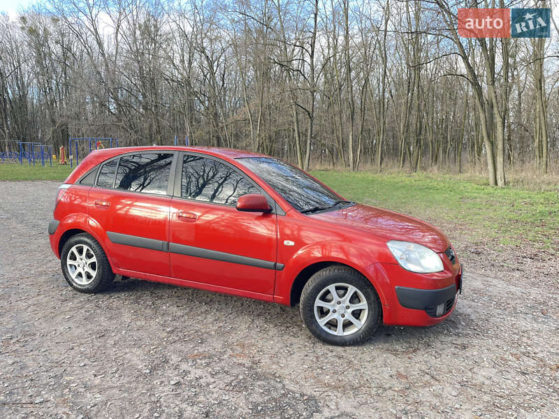 Kia Rio 2005 Kia Rio 2005