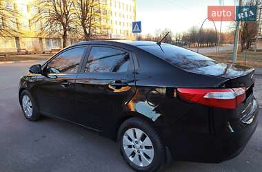 Седан Kia Rio 2011 в Шостке