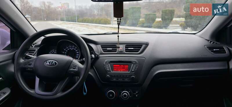 Седан Kia Rio 2013 в Днепре фото 20 Седан Kia Rio 2013 в Днепре