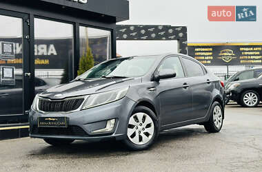 Седан Kia Rio 2013 в Харкові