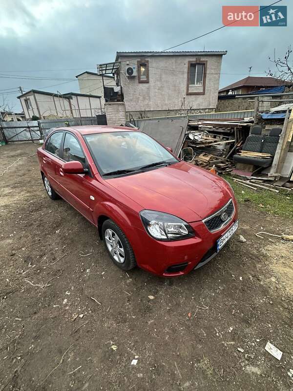 Kia Rio 2010