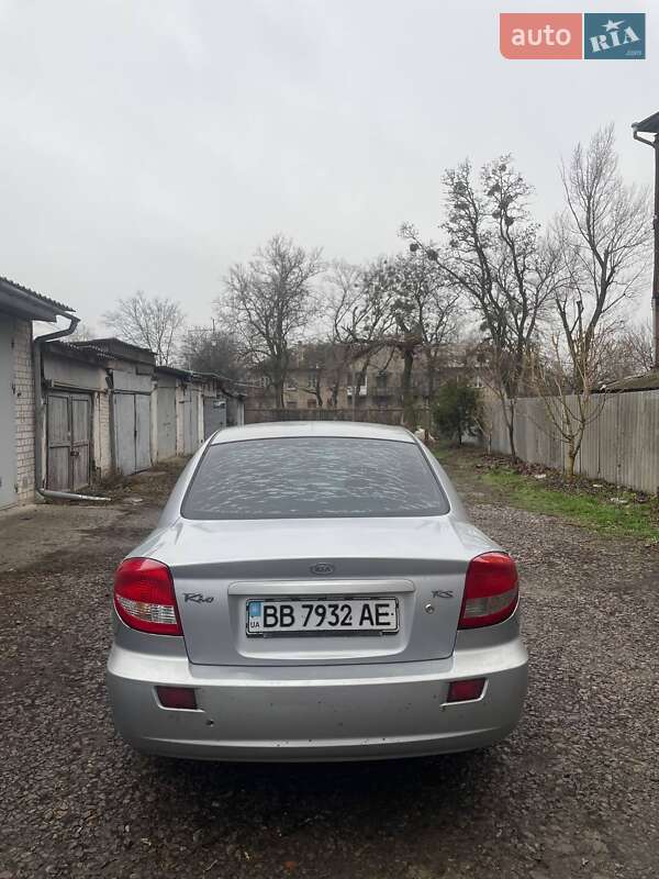 Седан Kia Rio 2005 в Харькове