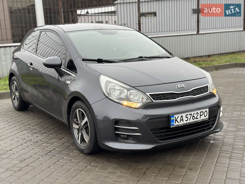 Хэтчбек Kia Rio 2016 в Киеве
