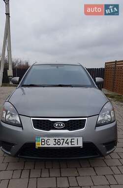 Седан Kia Rio 2011 в Львове