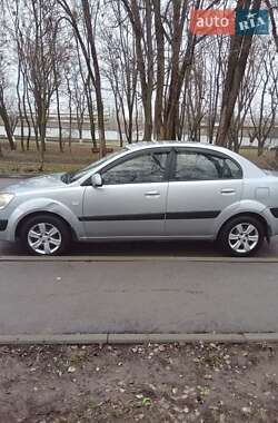 Седан Kia Rio 2007 в Харькове