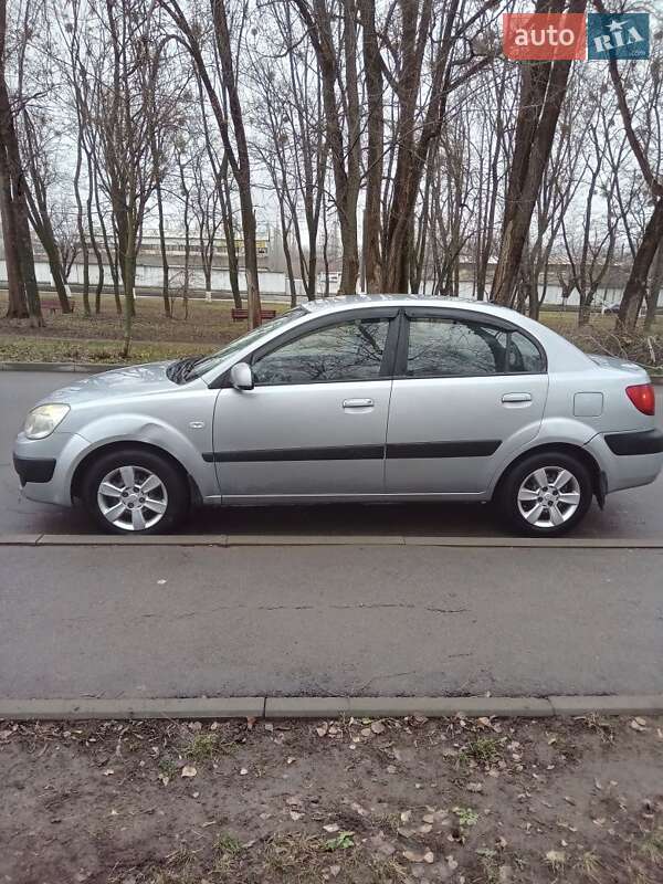Kia Rio 2007
