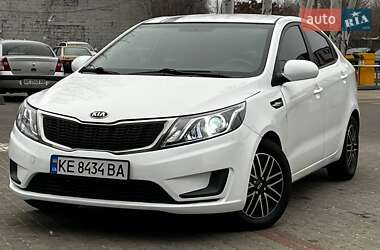 Седан Kia Rio 2013 в Днепре