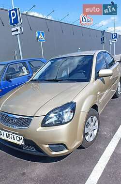 Седан Kia Rio 2011 в Боярці