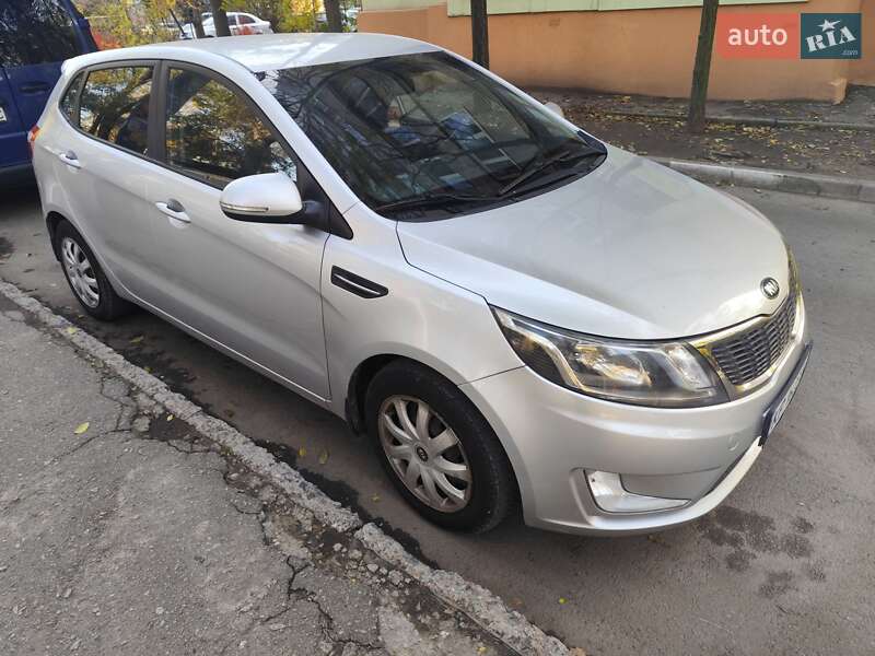 Хетчбек Kia Rio 2013 в Запоріжжі фото 8 Хетчбек Kia Rio 2013 в Запоріжжі