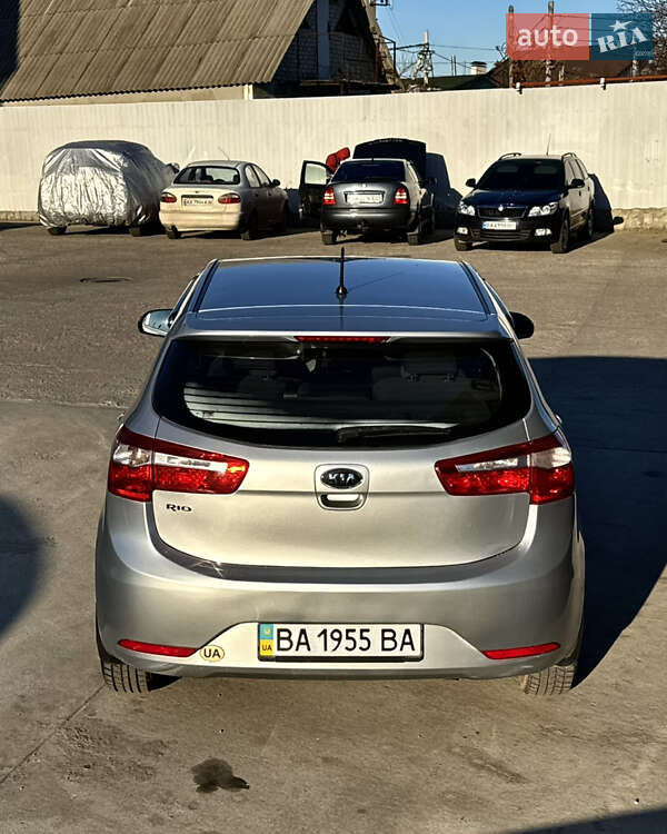 Хэтчбек Kia Rio 2012 в Кропивницком фото 5 Хэтчбек Kia Rio 2012 в Кропивницком