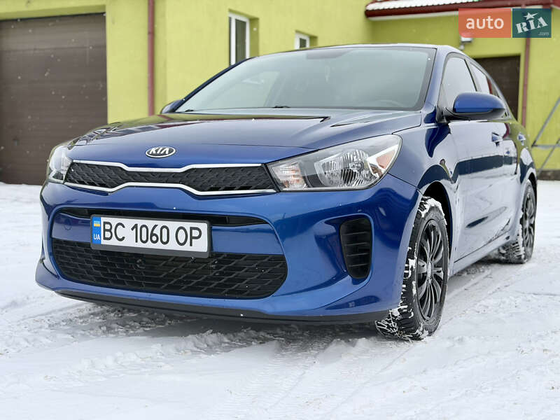 Седан Kia Rio 2019 в Львові