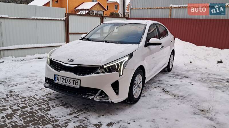 Kia Rio 2021