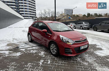 Хэтчбек Kia Rio 2016 в Киеве