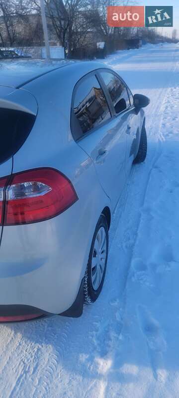 Хетчбек Kia Rio 2011 в Житомирі фото 6 Хетчбек Kia Rio 2011 в Житомирі