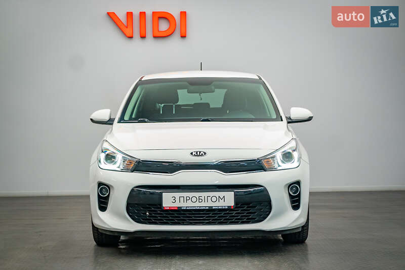 Хэтчбек Kia Rio 2017 в Киеве