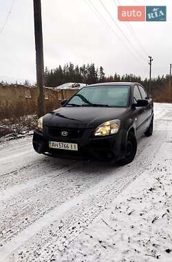 Седан Kia Rio 2007 в Харькове