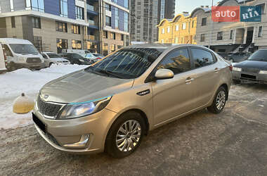 Седан Kia Rio 2012 в Киеве