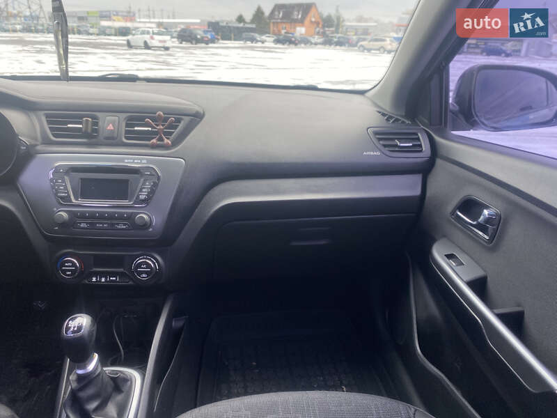 Седан Kia Rio 2012 в Харькове