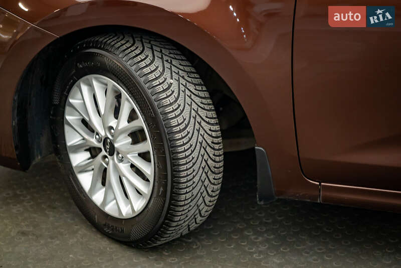 Седан Kia Rio 2021 в Киеве