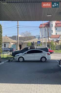 Седан Kia Rio 2013 в Николаеве