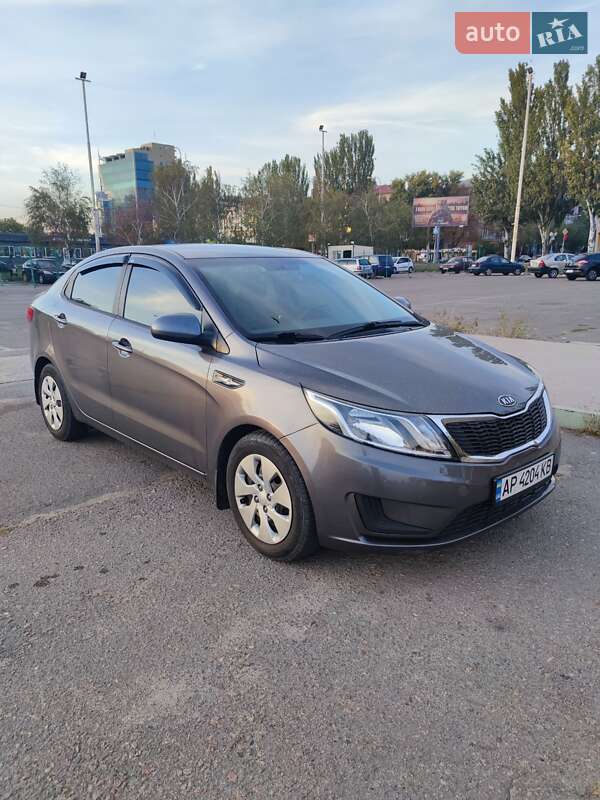 Седан Kia Rio 2012 в Запорожье