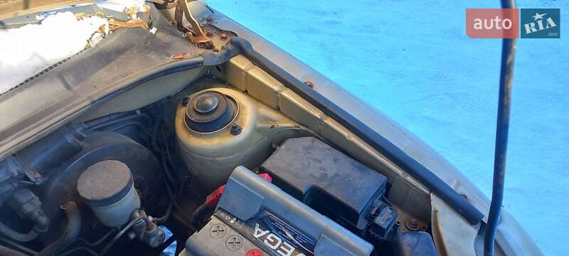 Седан Kia Rio 2002 в Бородянке