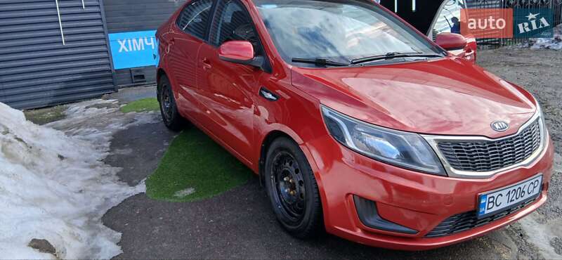 Седан Kia Rio 2011 в Львове