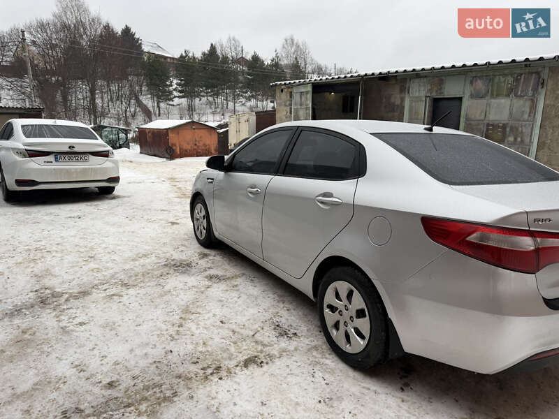 Седан Kia Rio 2012 в Харькове