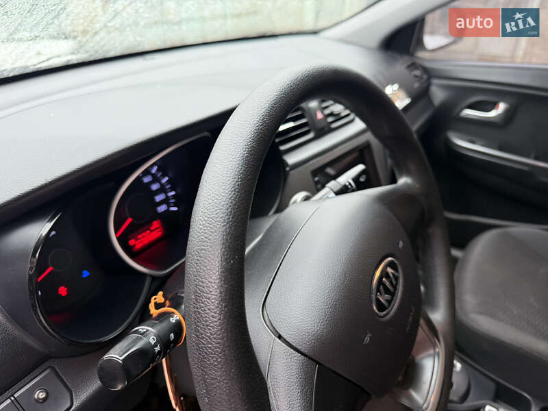 Седан Kia Rio 2012 в Харькове