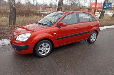 Хэтчбек Kia Rio 2008 в Лубнах