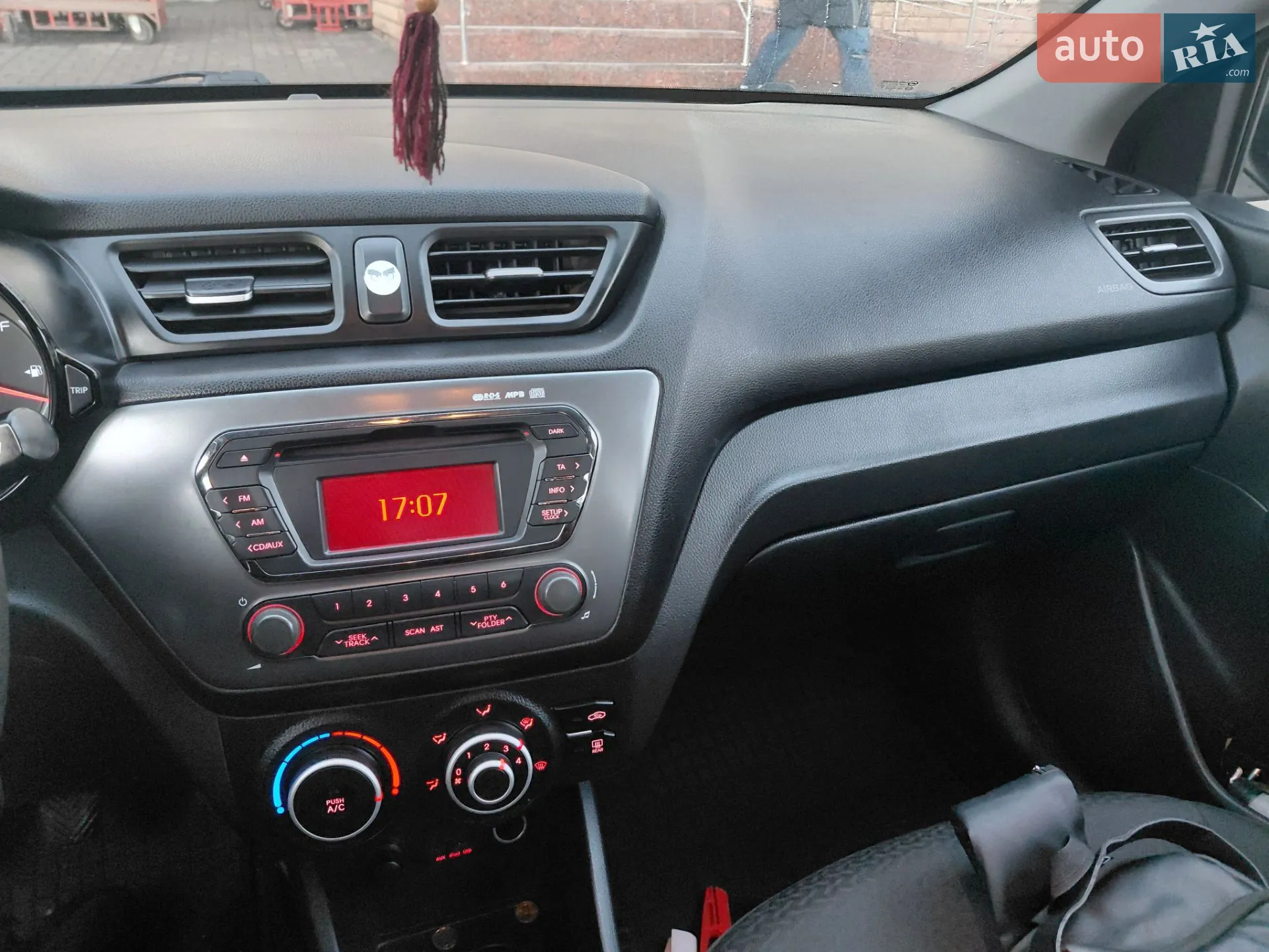 2013 Kia Rio - мініатюра 9