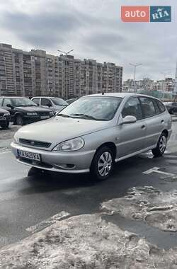 Универсал Kia Rio 2001 в Киеве