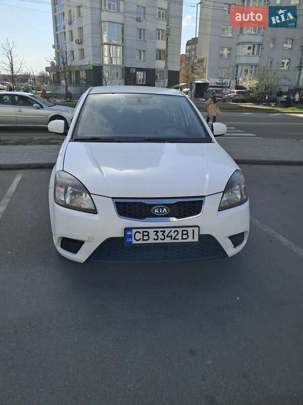 Седан Kia Rio 2010 в Чернигове фото 4 Седан Kia Rio 2010 в Чернигове