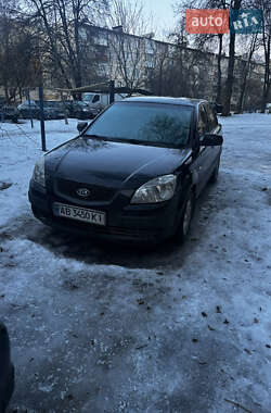 Седан Kia Rio 2007 в Виннице