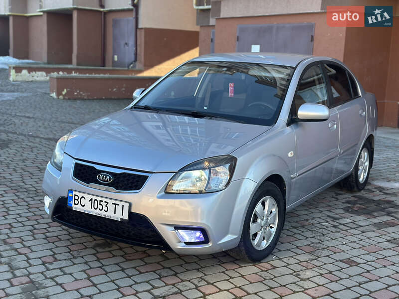 Kia Rio 2010