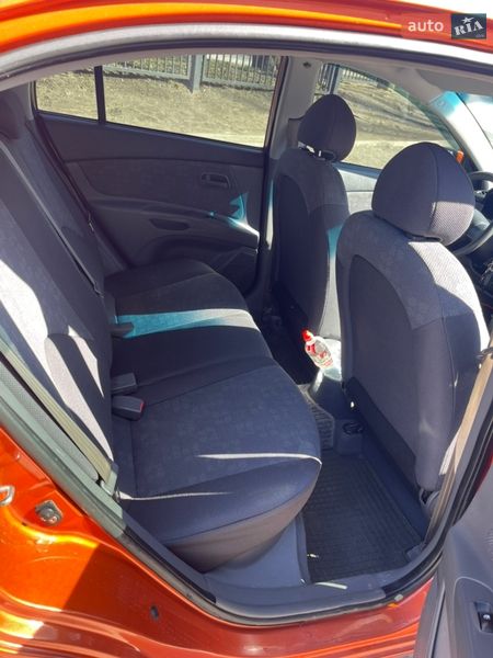 Хэтчбек Kia Rio 2008 в Днепре