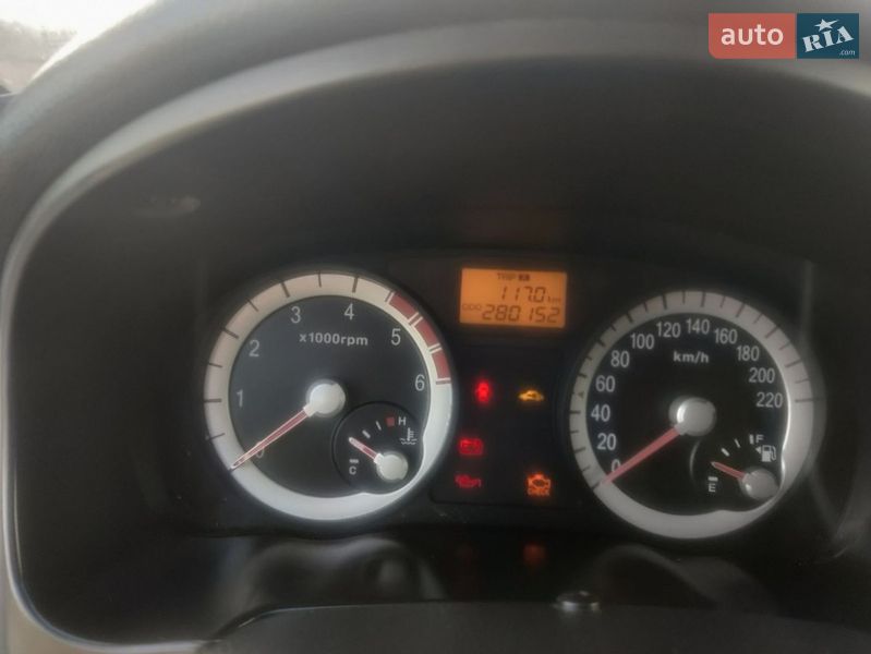 Хэтчбек Kia Rio 2006 в Тернополе