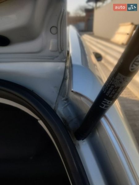 Хэтчбек Kia Rio 2006 в Тернополе